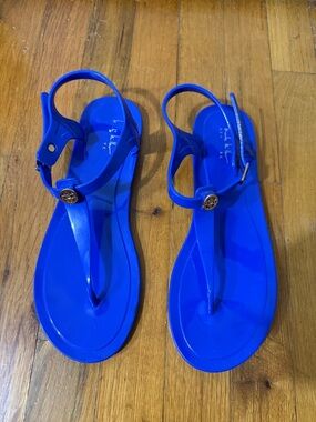 Nicole Miller Electric Blue Jelly Thong Sandals with Logo Medallion
